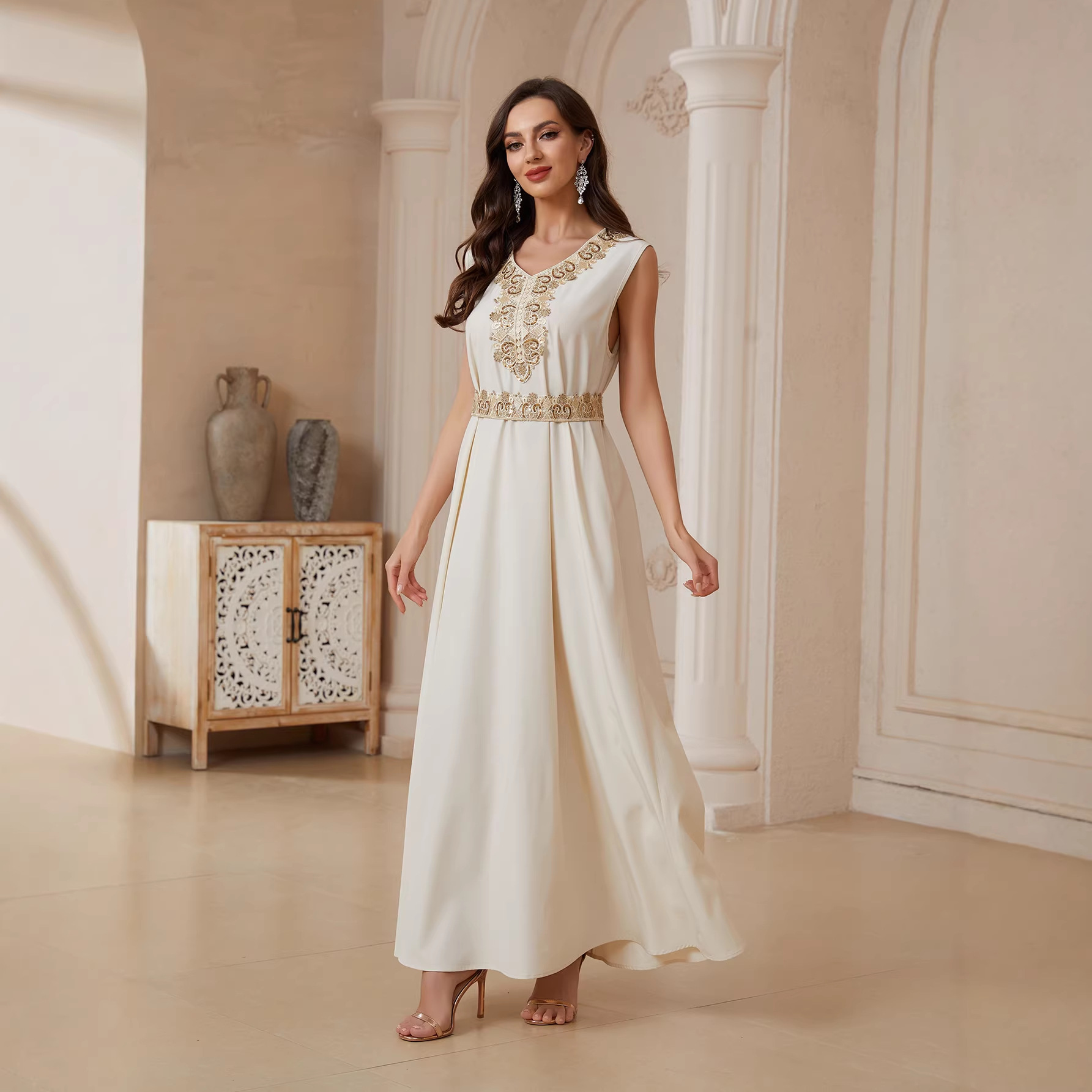White Embroidered Jalabiya