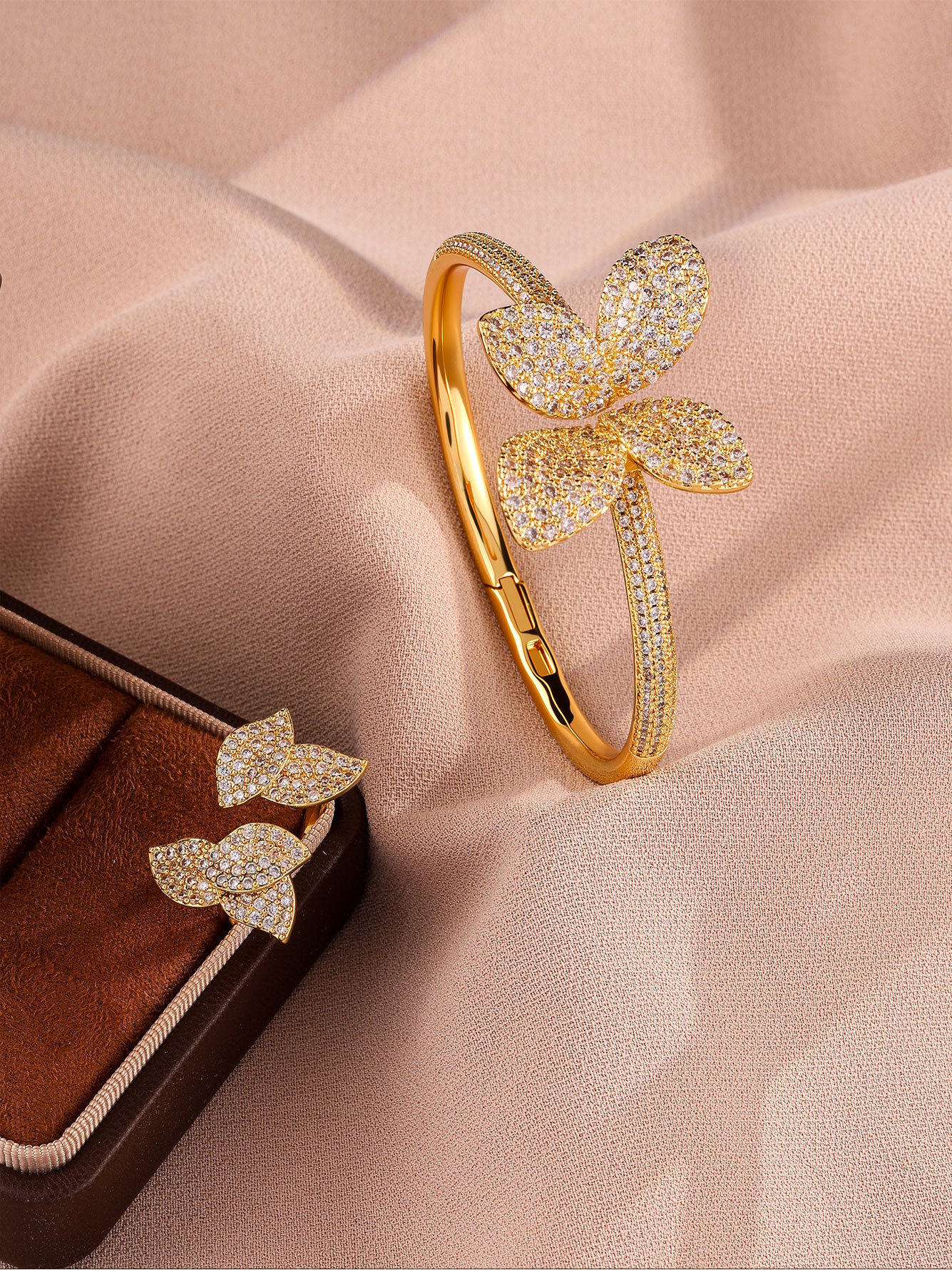2-Piece Leaf Embellished Ring and Cuff Bangle Jewelry Set