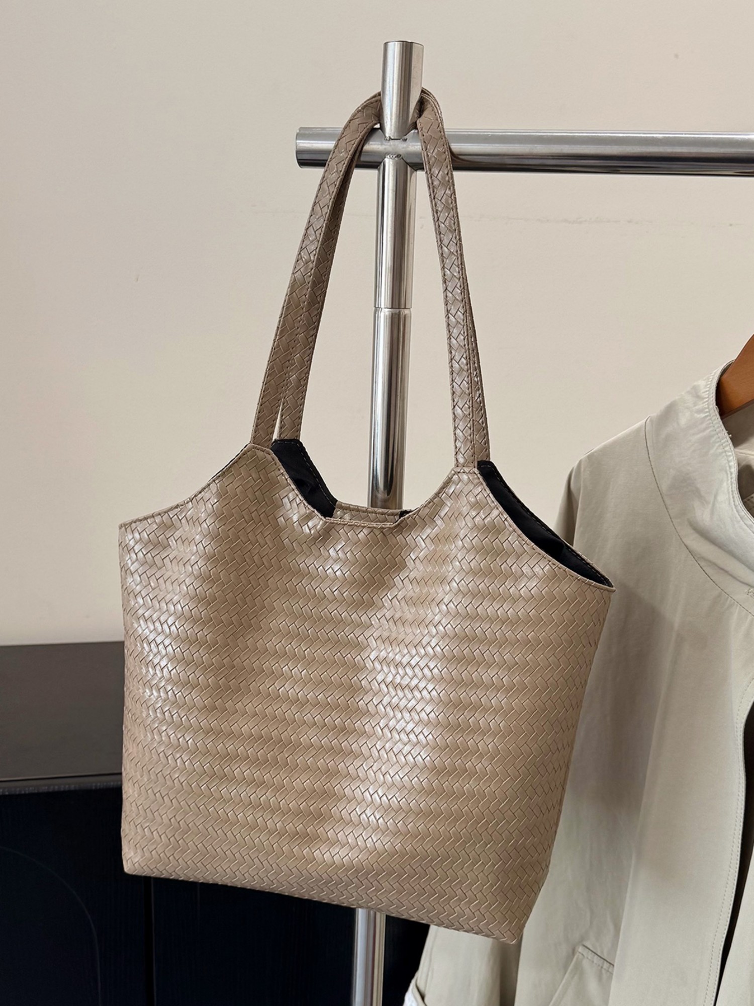 Khaki Texture Shoulder Bag with Magnetic