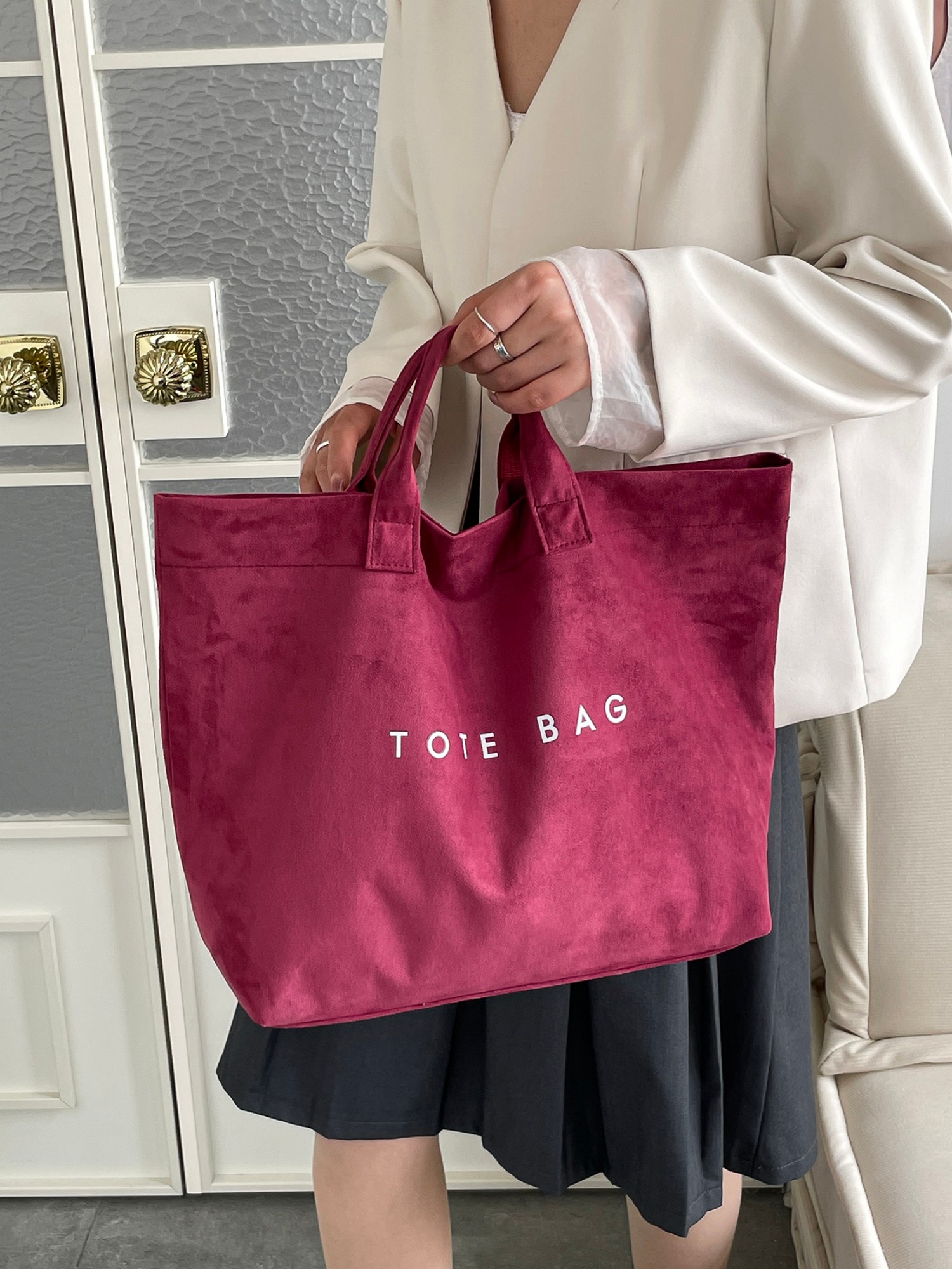 Burgundy Solid Tote with Open