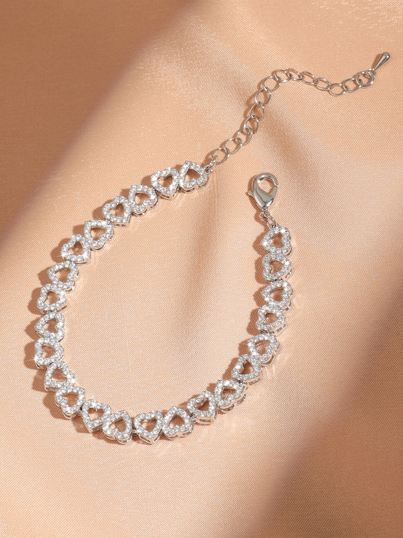 Silver Heart Link Bracelet