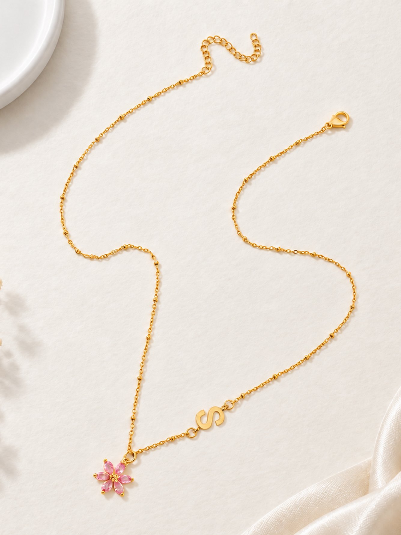 Gold Solid Delicate Necklaces