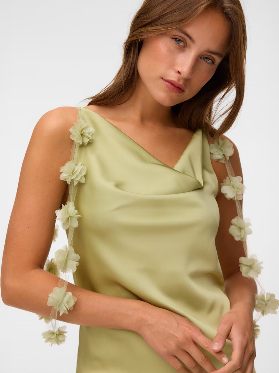 Sleeveless Detail Maxi Dress