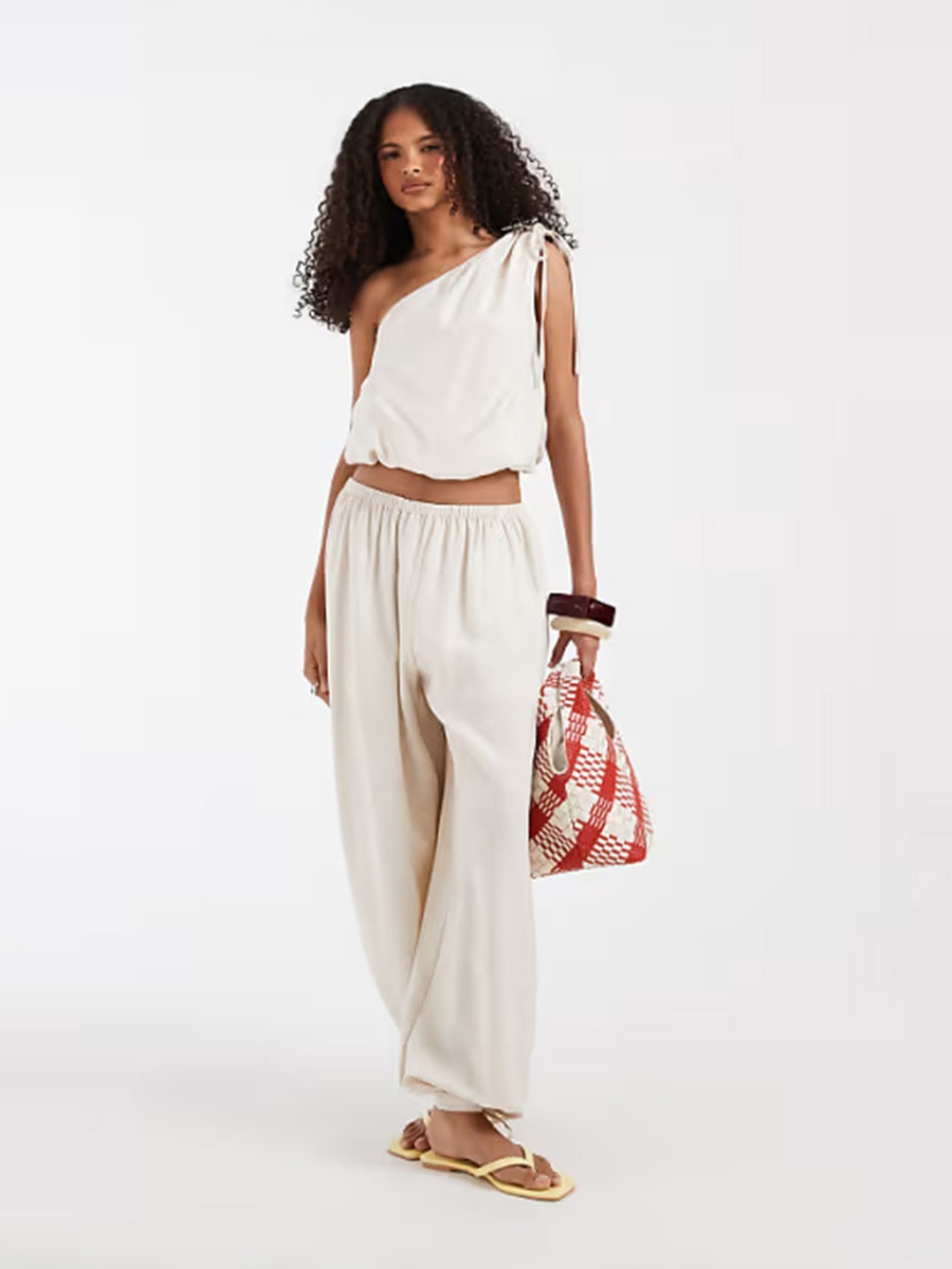 Oversized Detail Woven Top