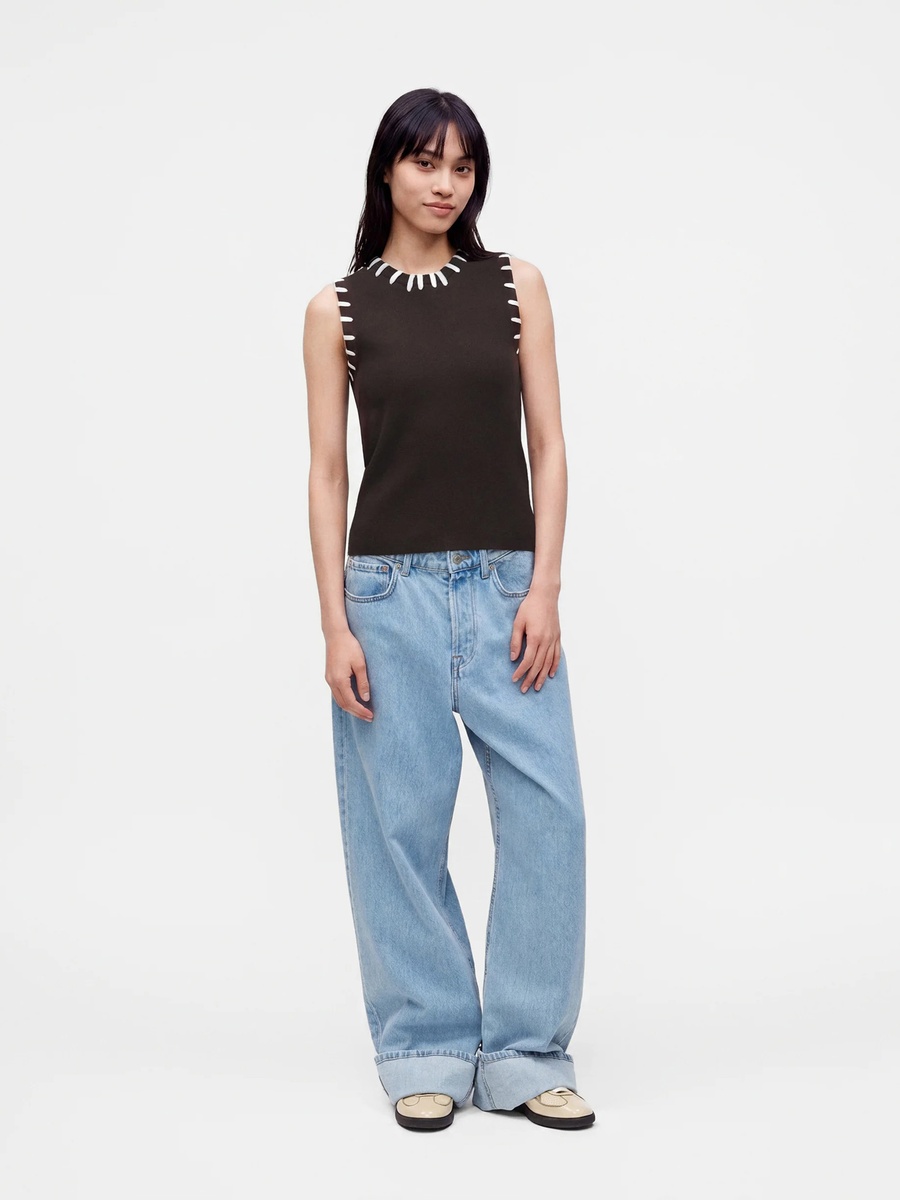 Sleeveless Knitted Top