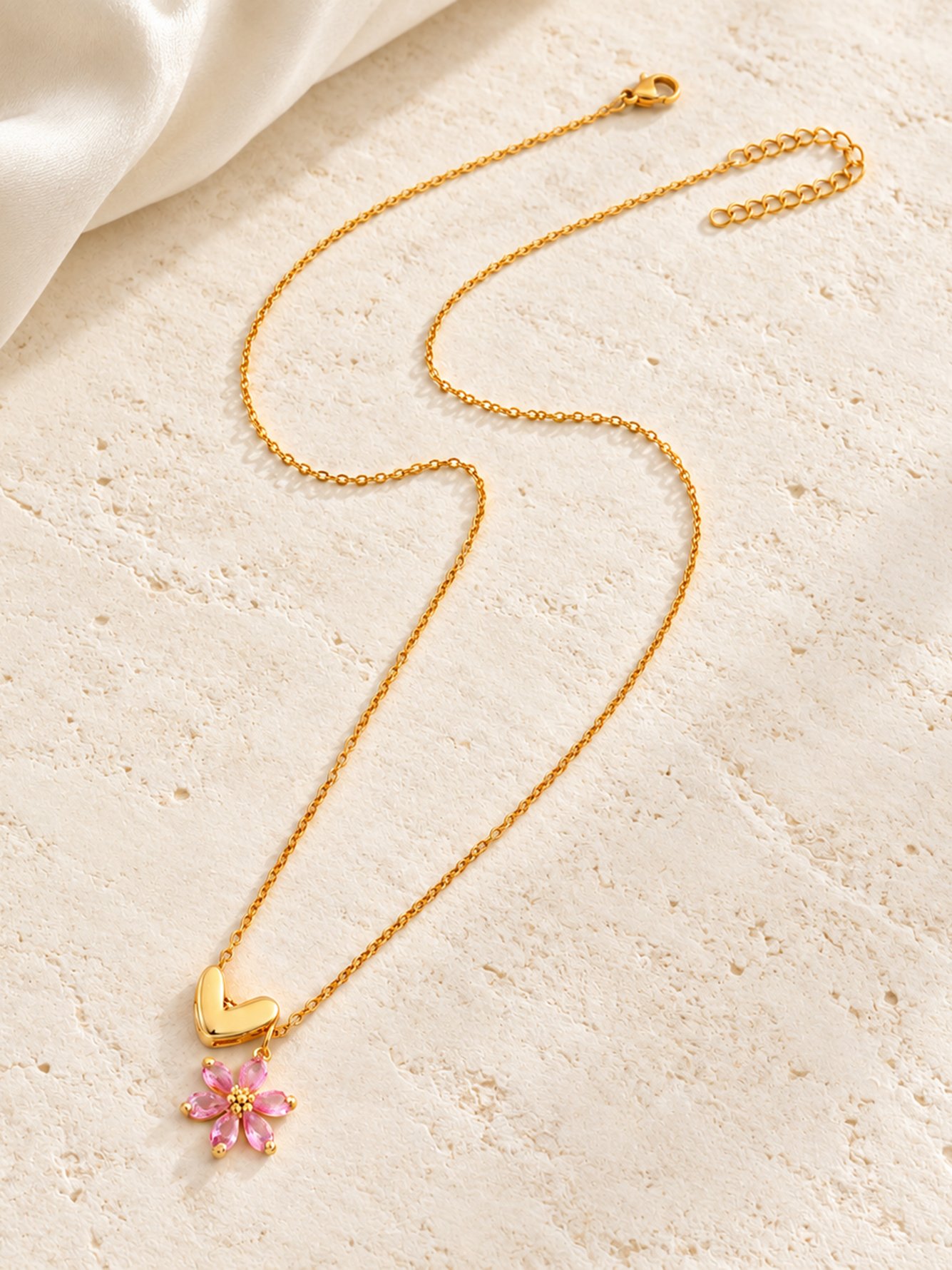 Gold Solid Pendant Necklaces