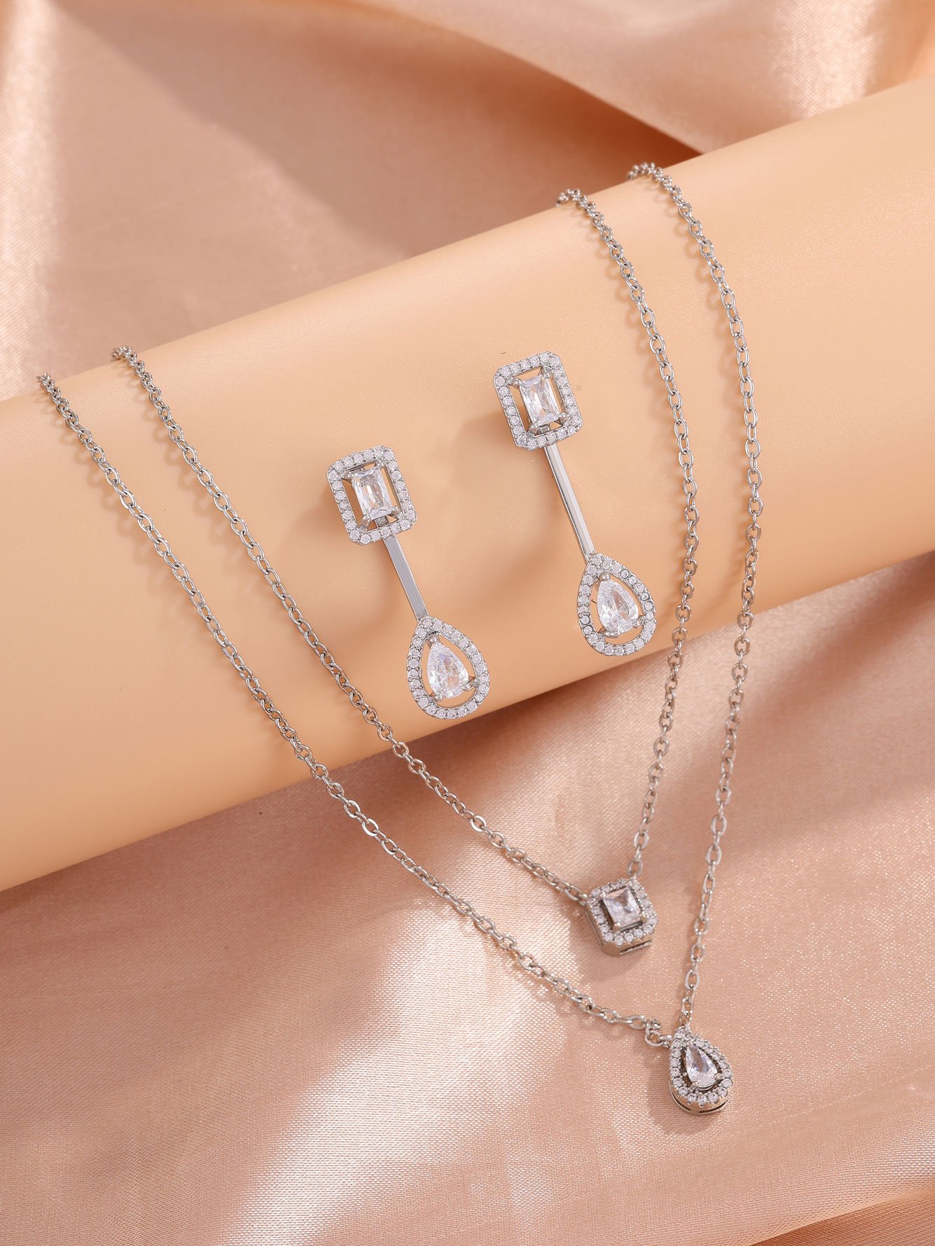 2-Piece Square Teardrop Necklace and Earrings Jewelry Set