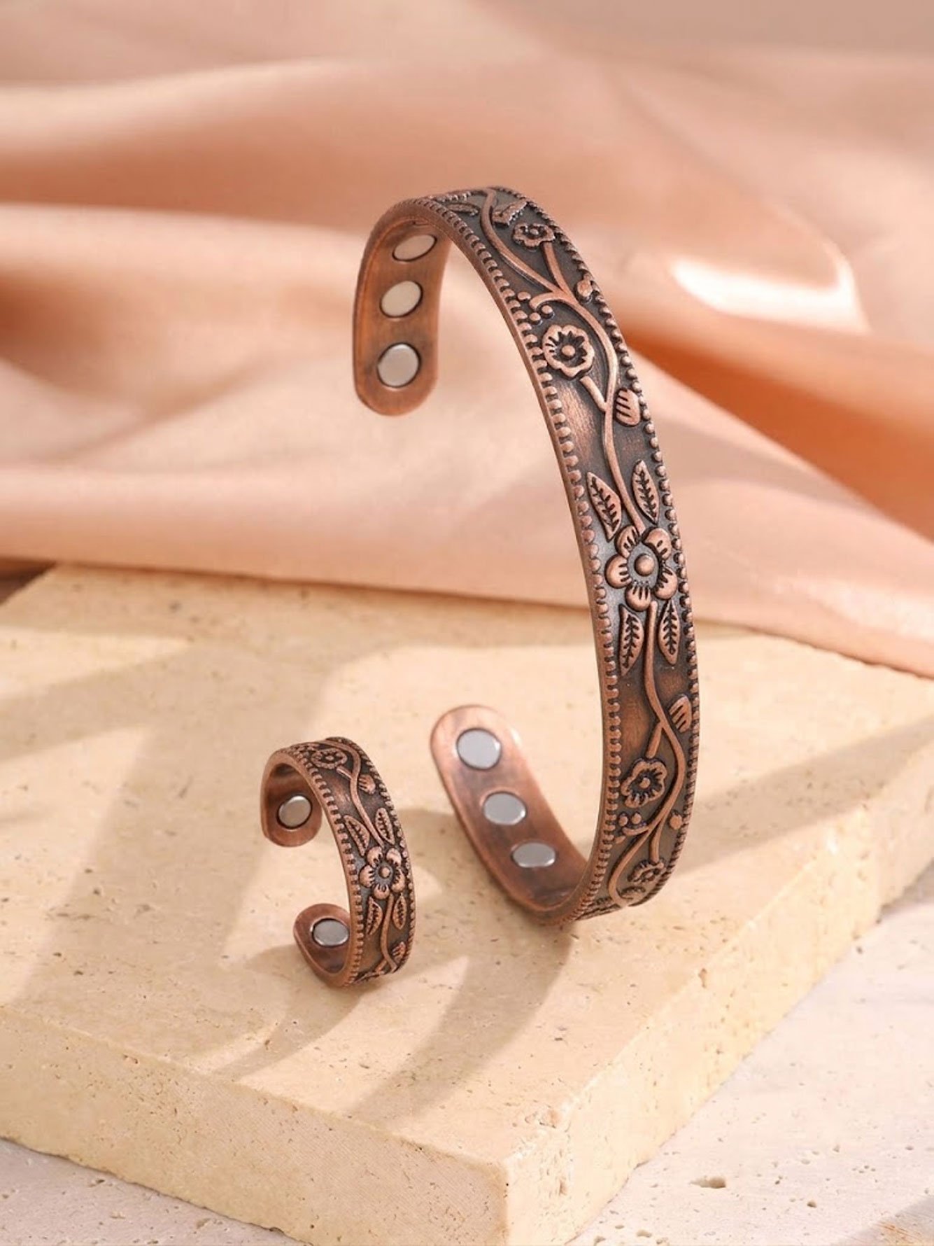 2-Piece Floral Magnetic Bracelet Open Ring Jewelry Set