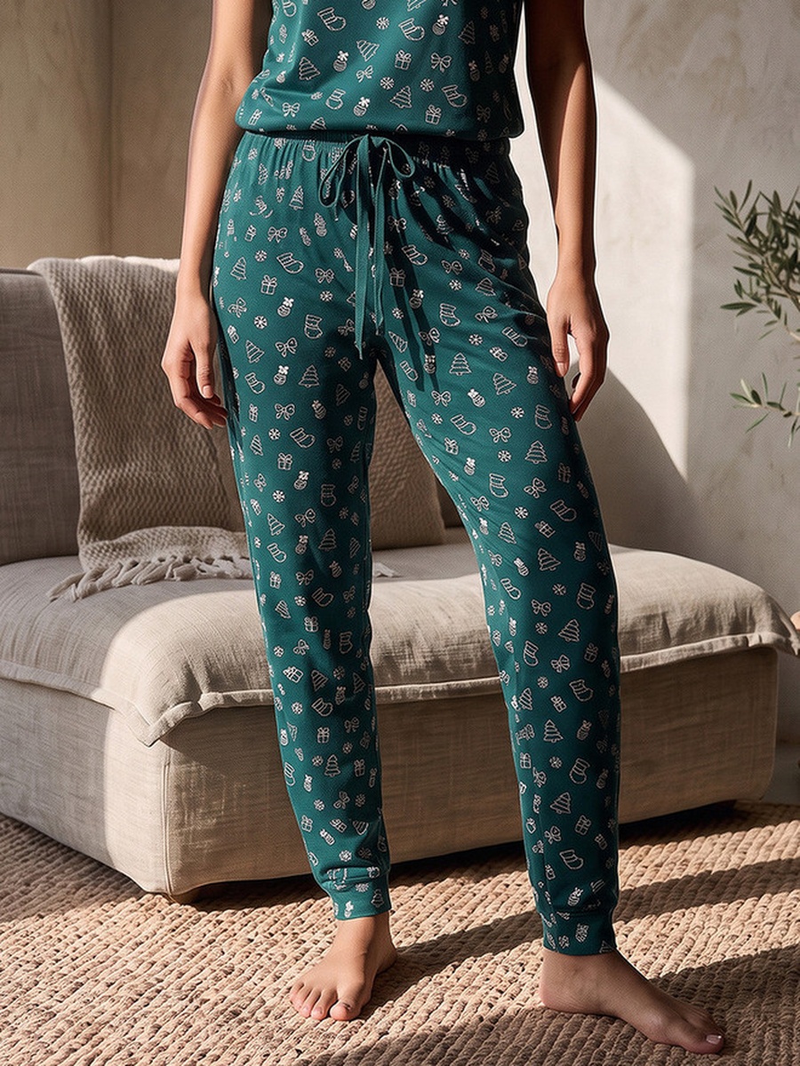 Pyjama Set Printed T-Shirt and Trousers