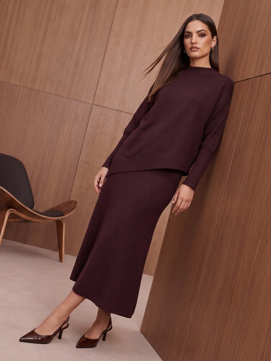Relaxed Fit Textured Sweater with Asymmetric Hem