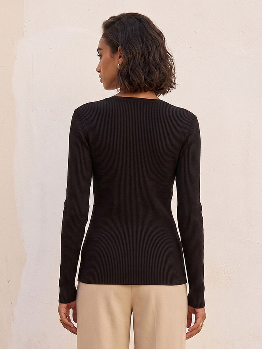 Regular Fit Ribbed Sweater with V Neck