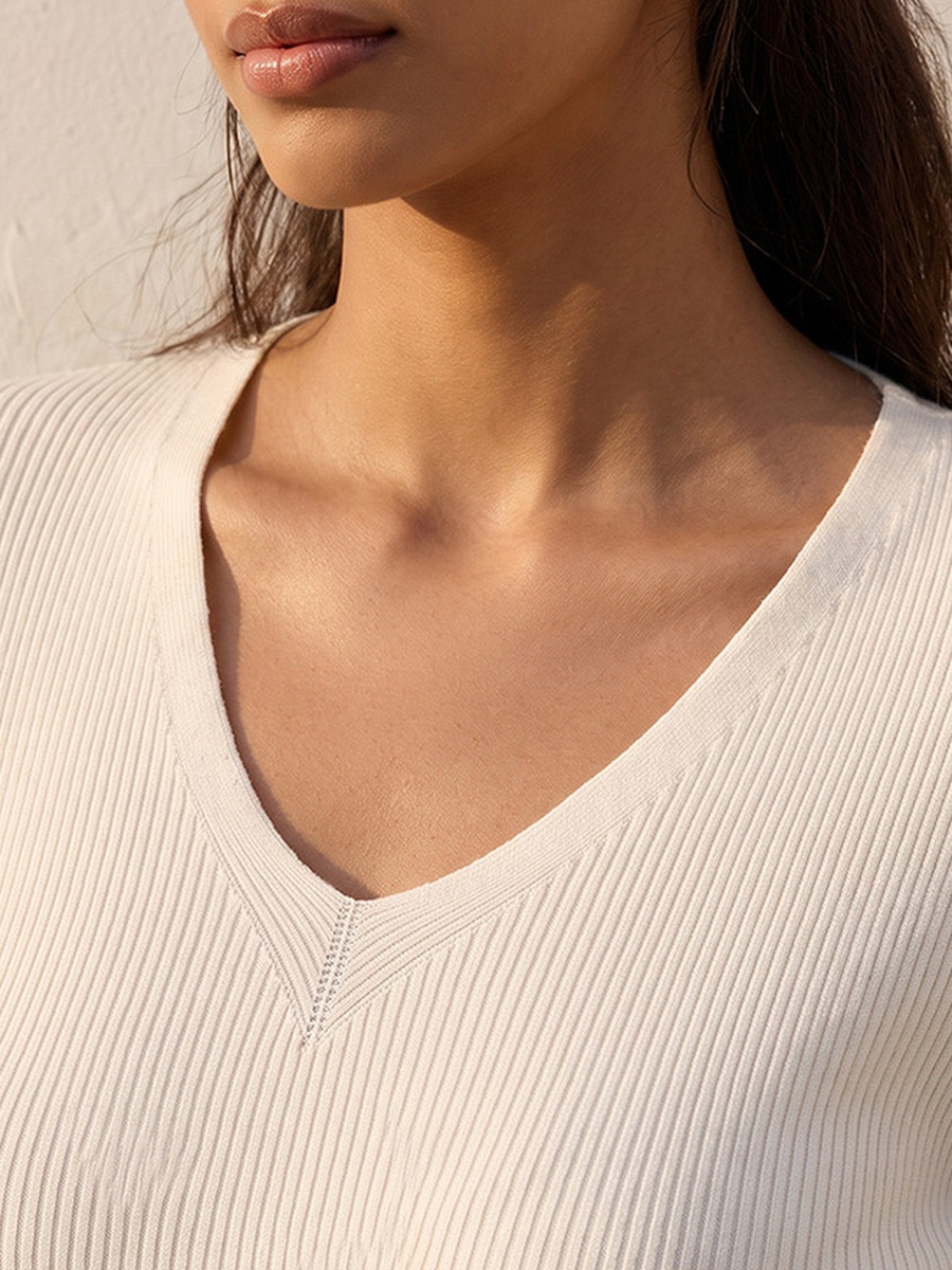 Regular Fit Ribbed Sweater with V Neck