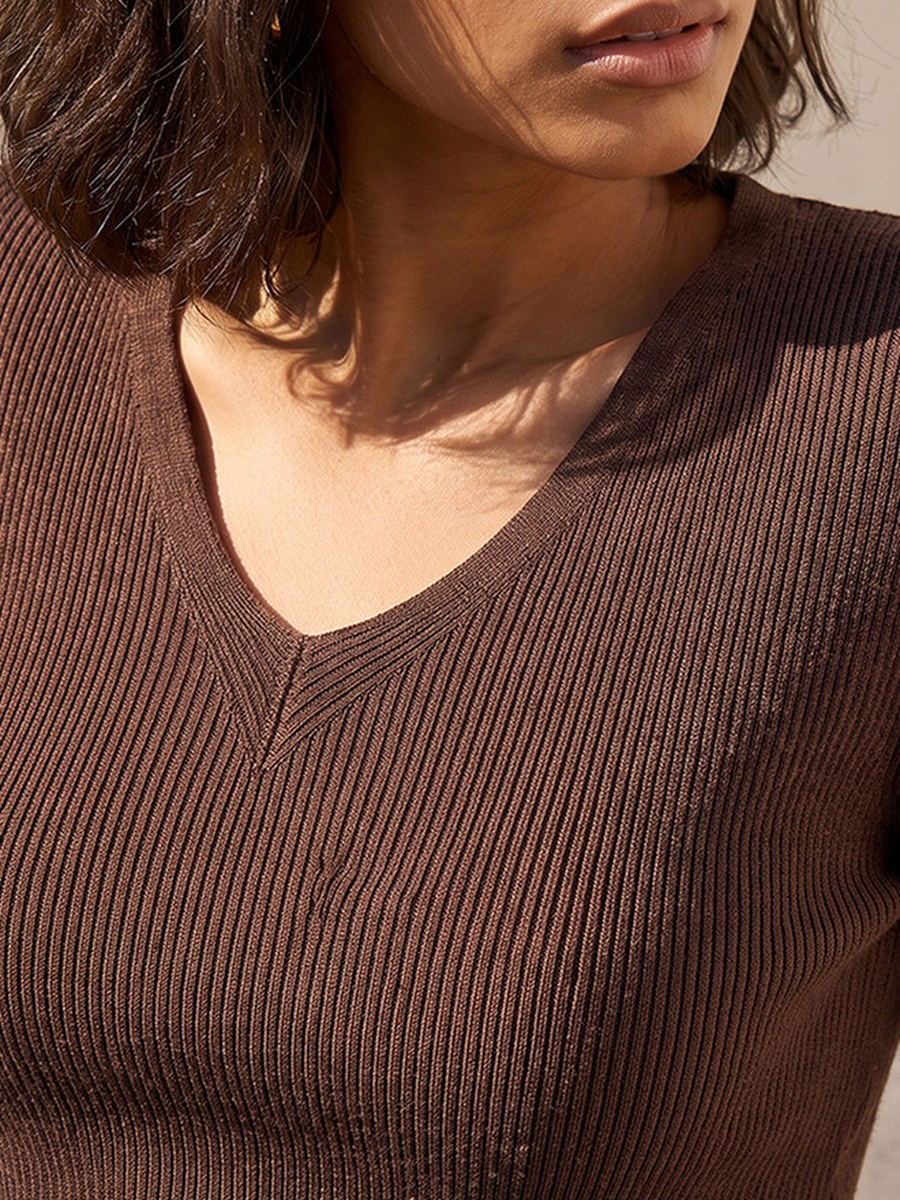 Regular Fit Ribbed Sweater with V Neck