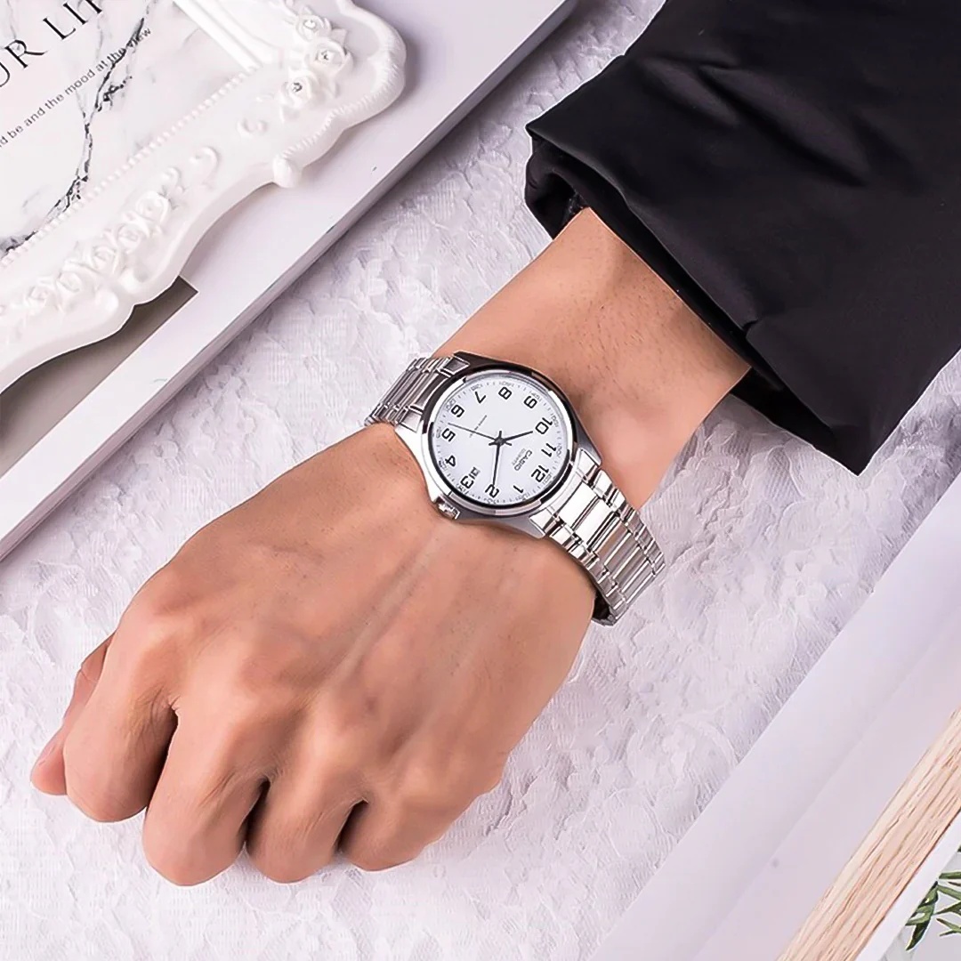 Men Analog Silver Dial Watch - MTP-1183A-7BDF