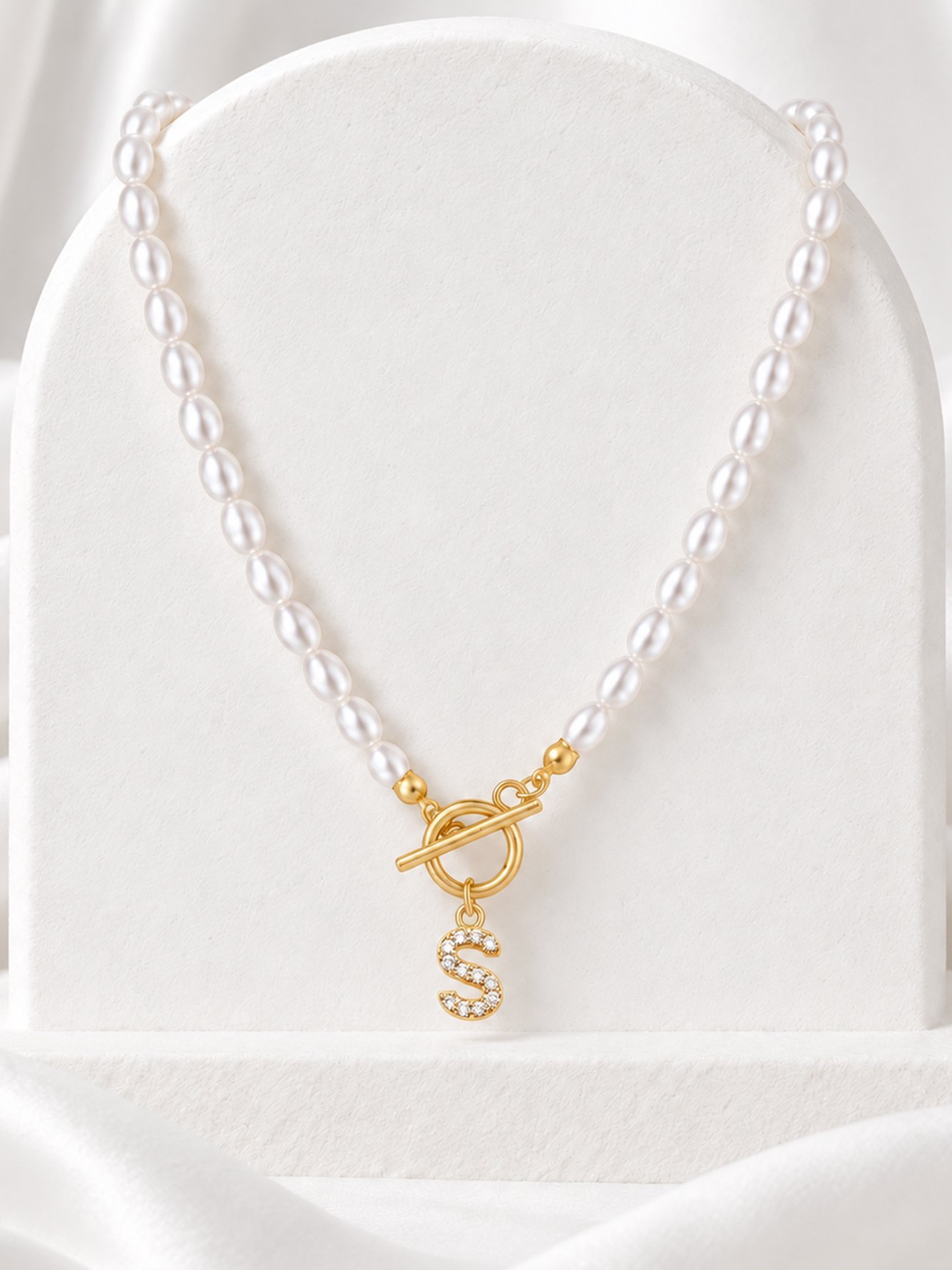 Initial S Pearl Choker Necklace