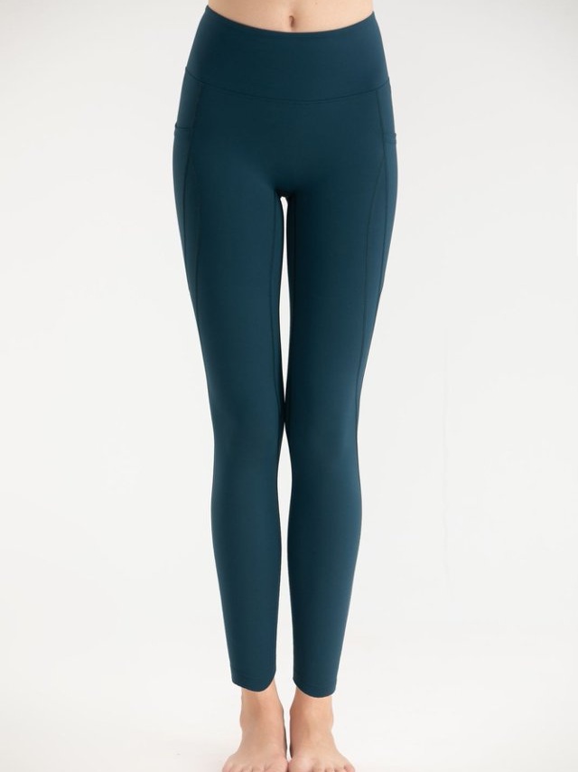 Dark Green Solid Activewear Leggings with Pockets