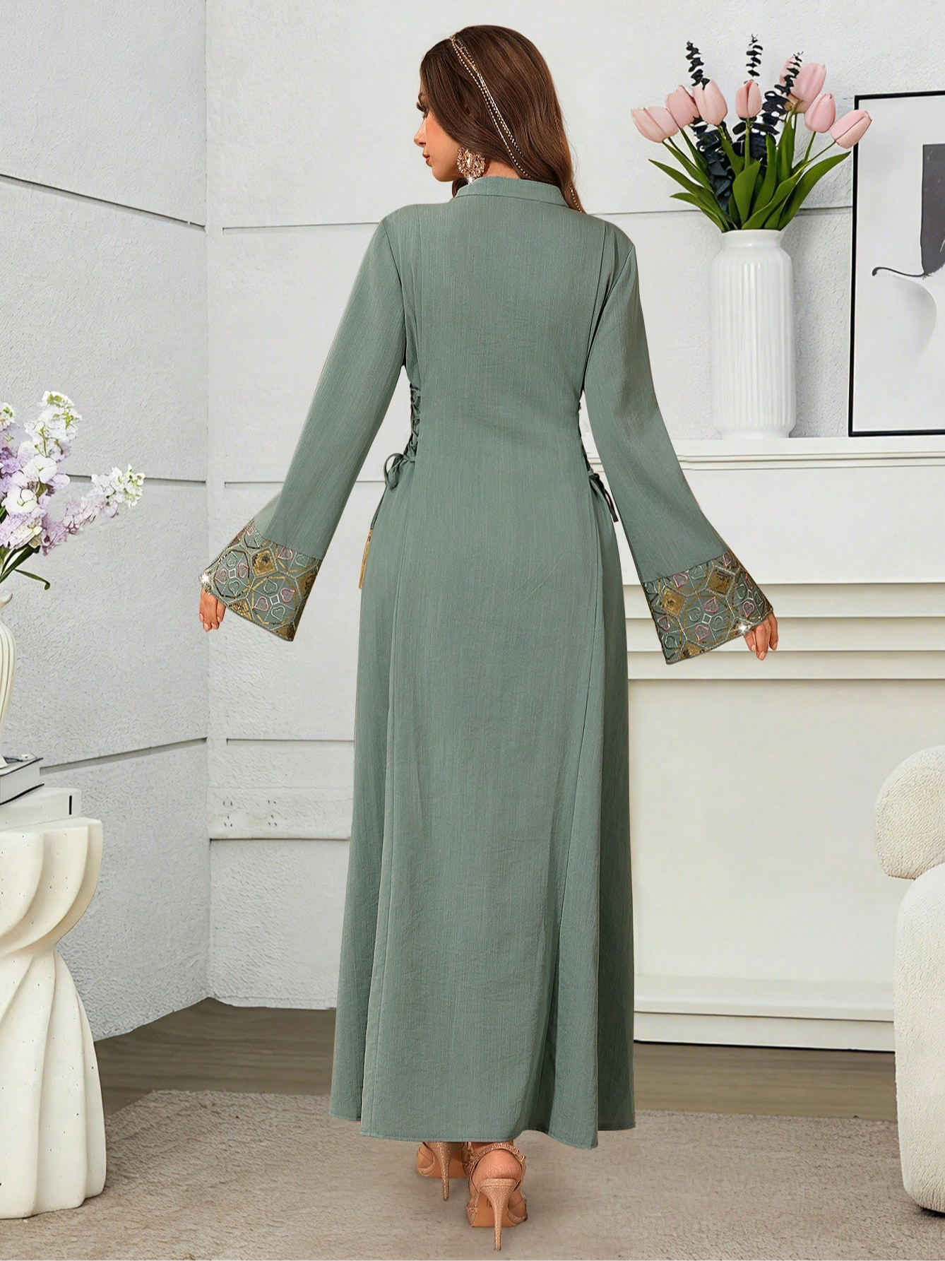 Green Embroidered Jalabiya