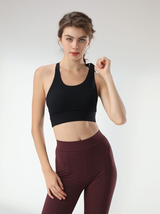 Black Solid Racerback Sports Bra