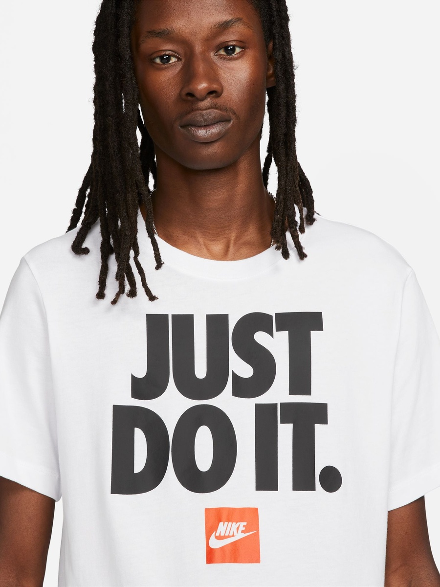 Sportswear Logo T-Shirt