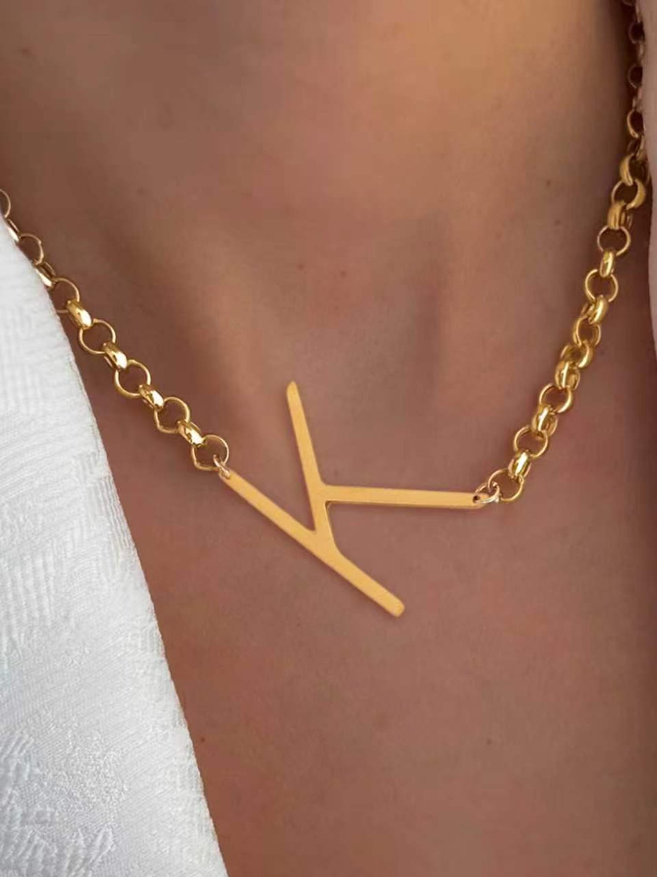 Gold Solid Pendant Necklace