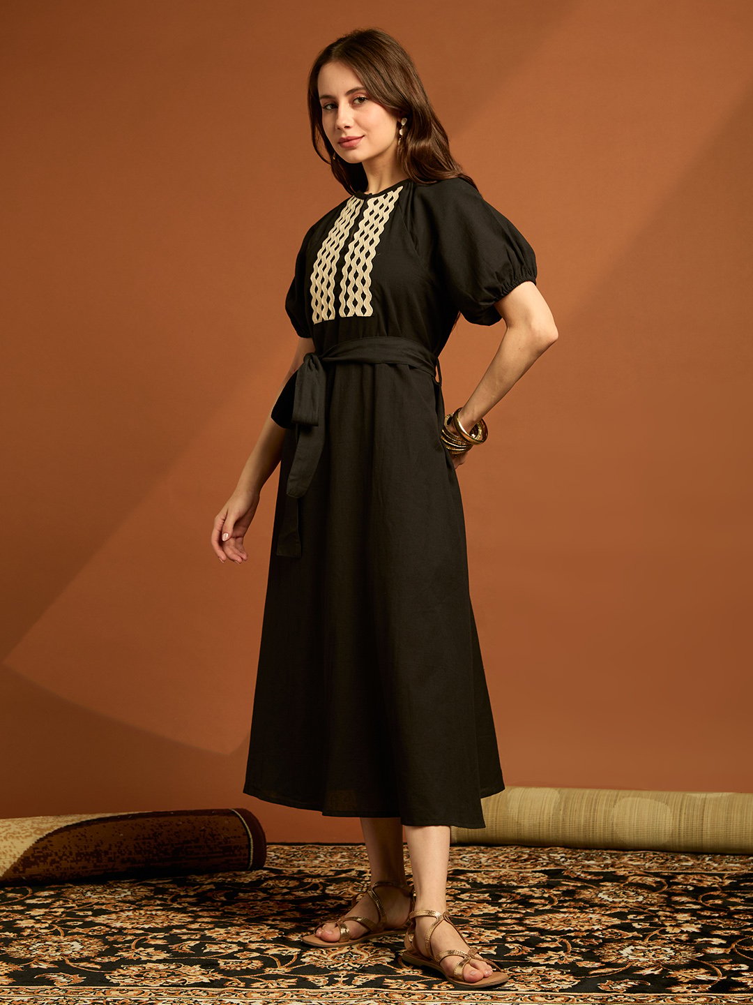 Black Solid Midi Dress