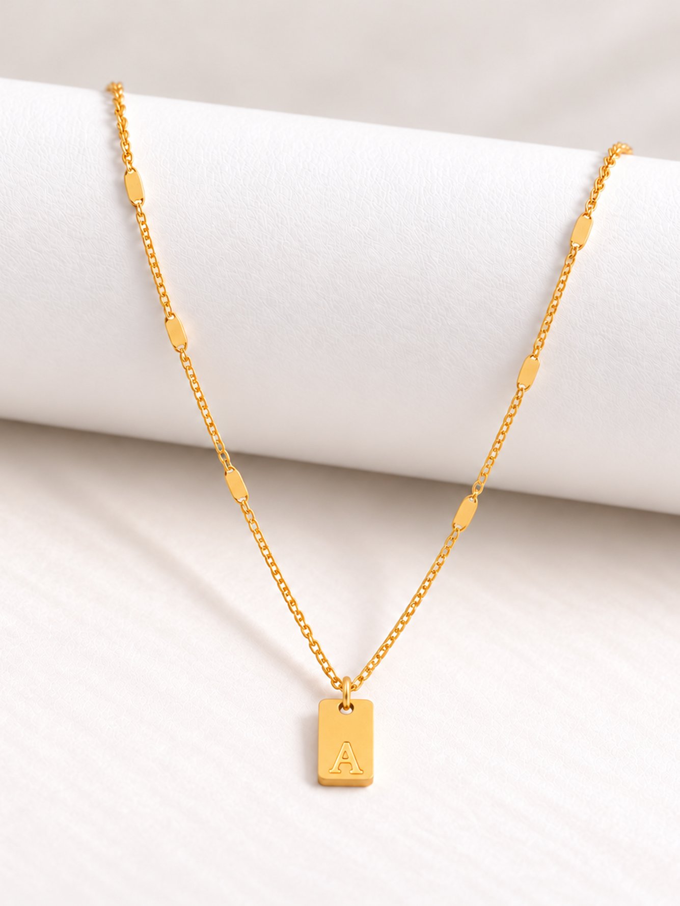 Gold Solid Pendant Necklace