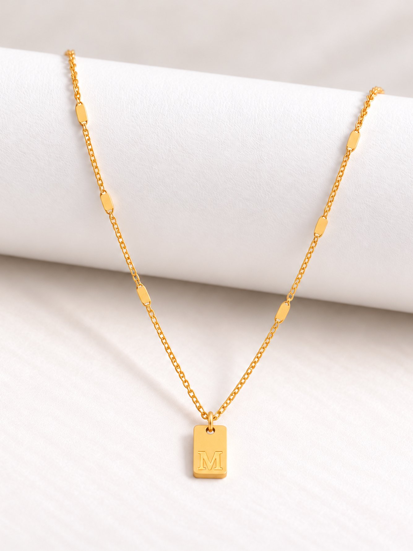 Gold Solid Pendant Necklace