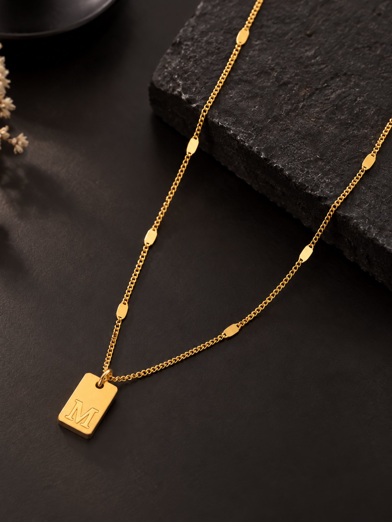 Gold Solid Pendant Necklace