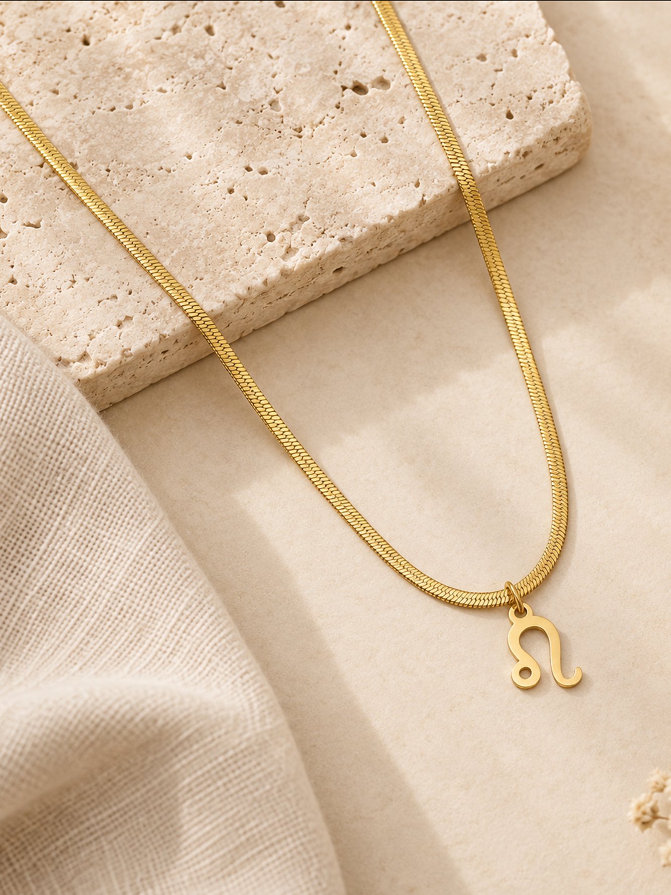 Gold Solid Pendant Necklace