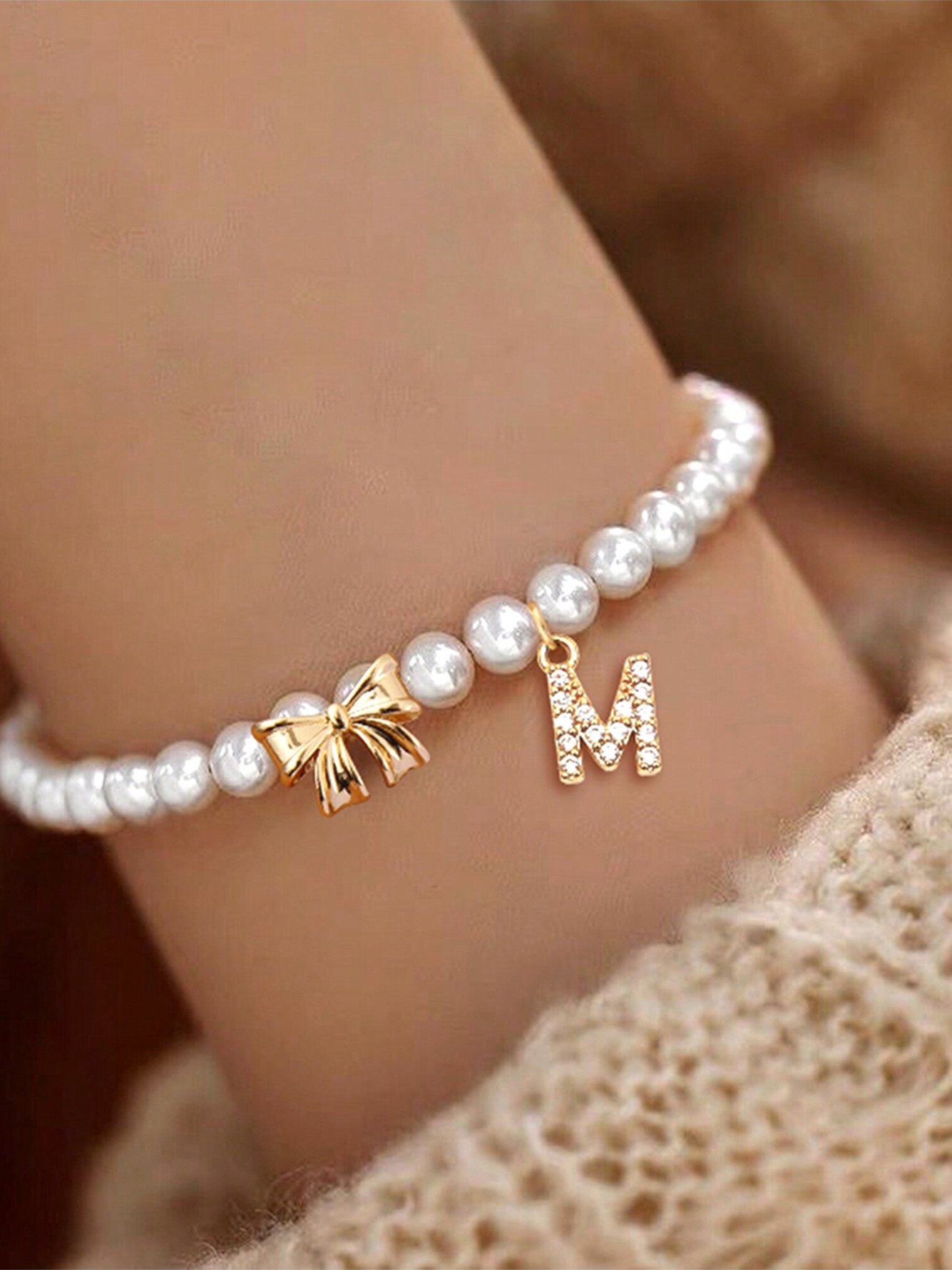 White Solid Armlet
