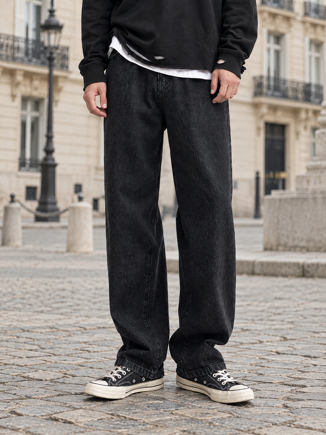 Black Mid Rise Relaxed Jeans