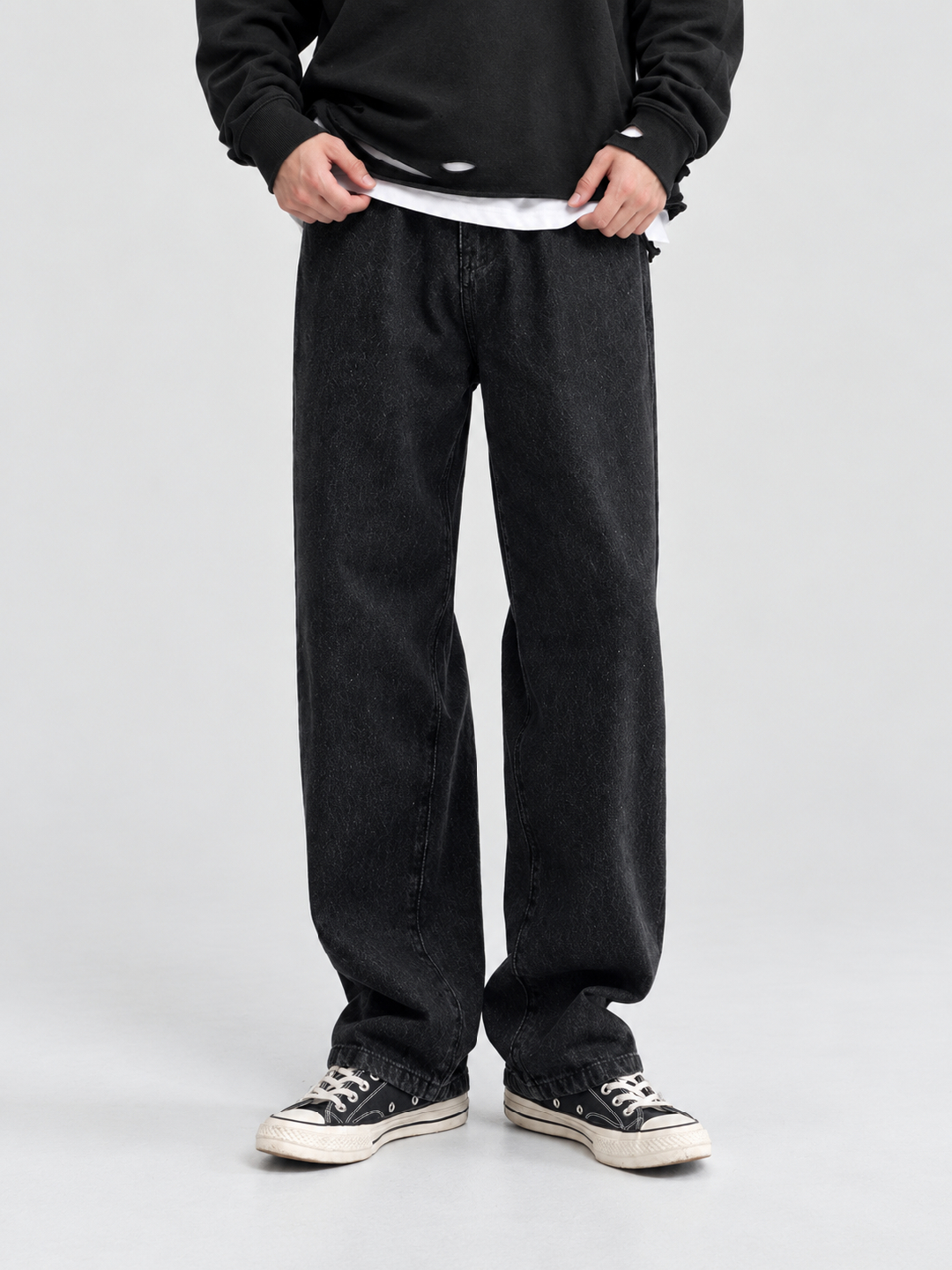 Black Mid Rise Relaxed Jeans