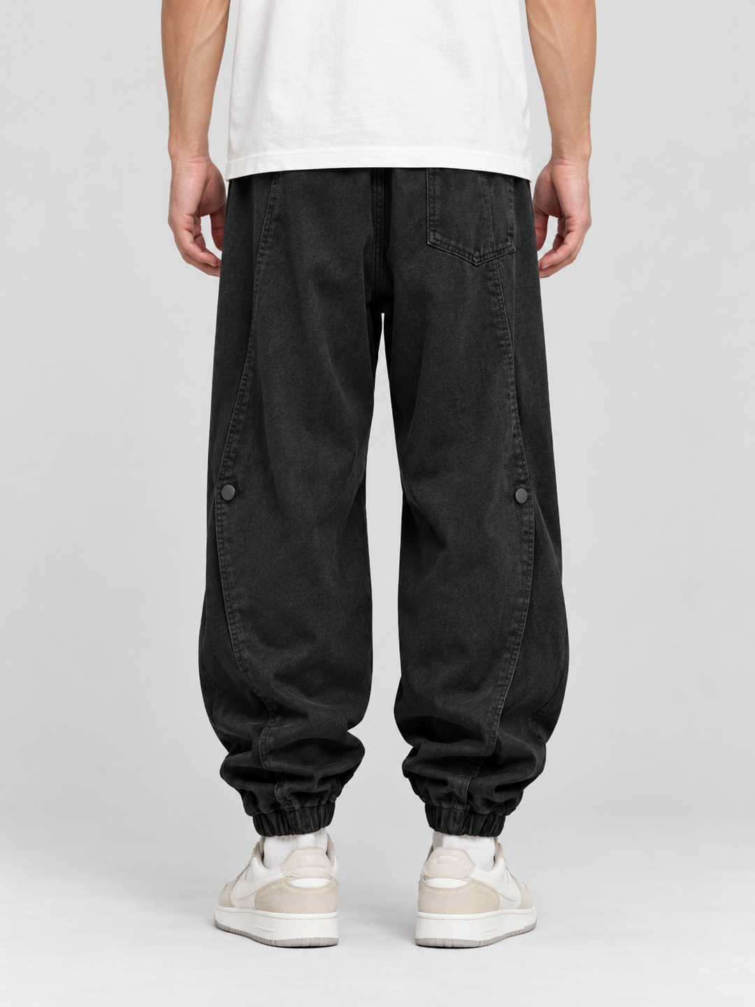 Black Solid Regular Pants
