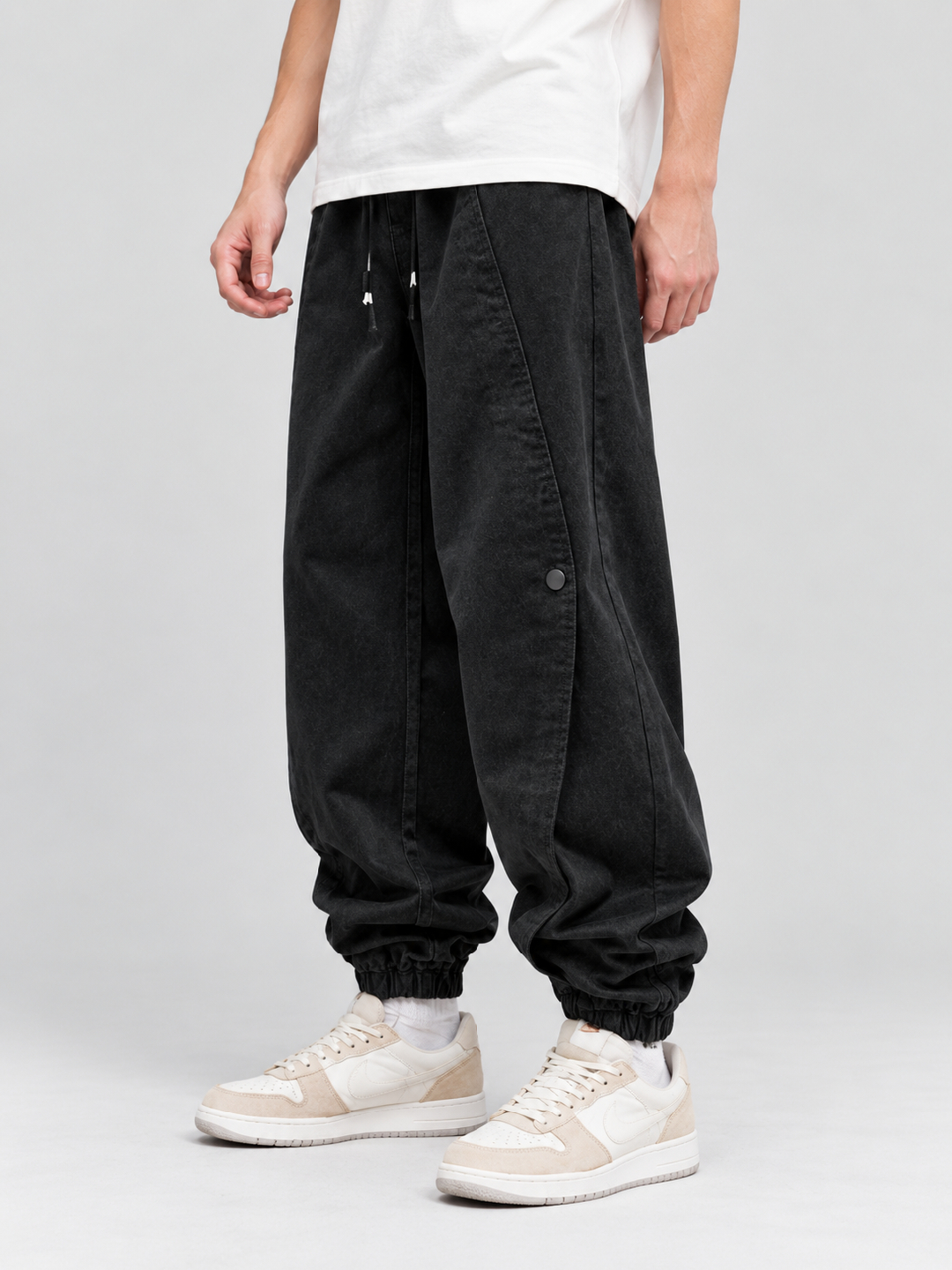 Black Solid Regular Pants