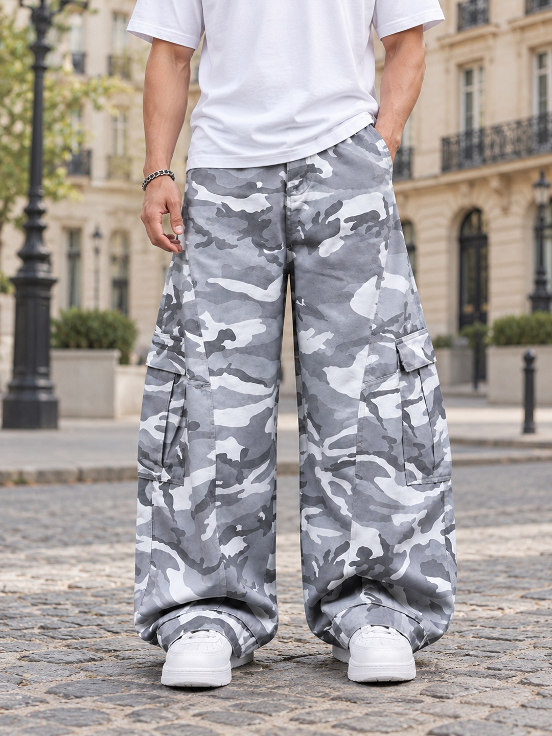 Grey Solid Relaxed Trousers