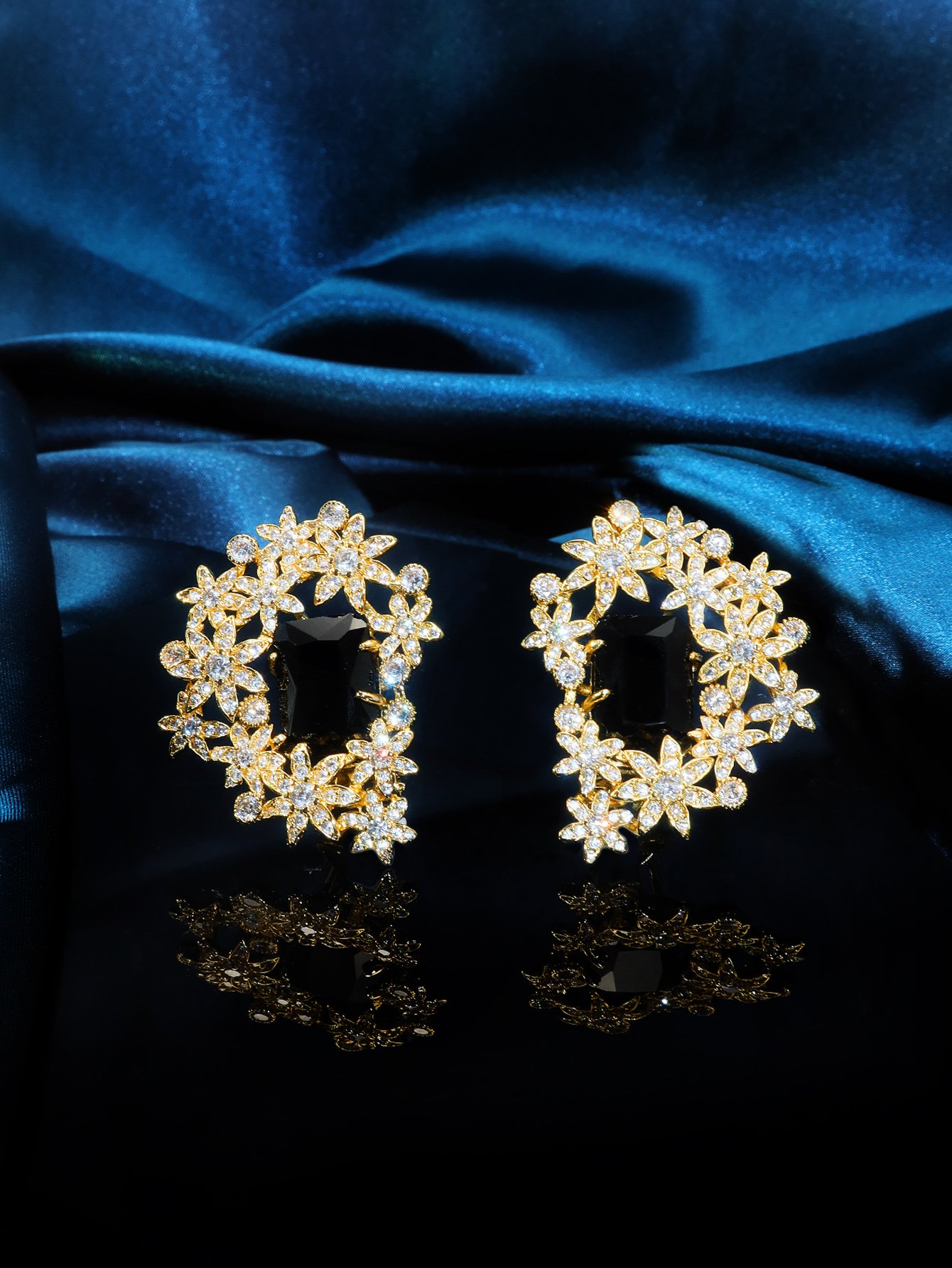 Gold Flower Stud Earrings
