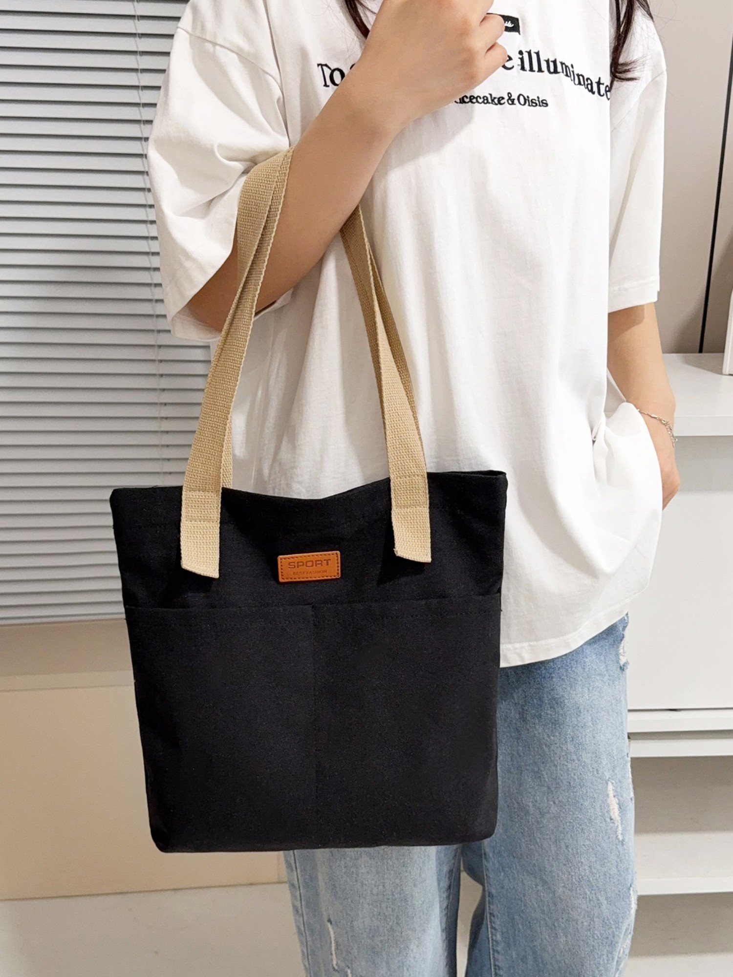 Black Solid Tote with Zip