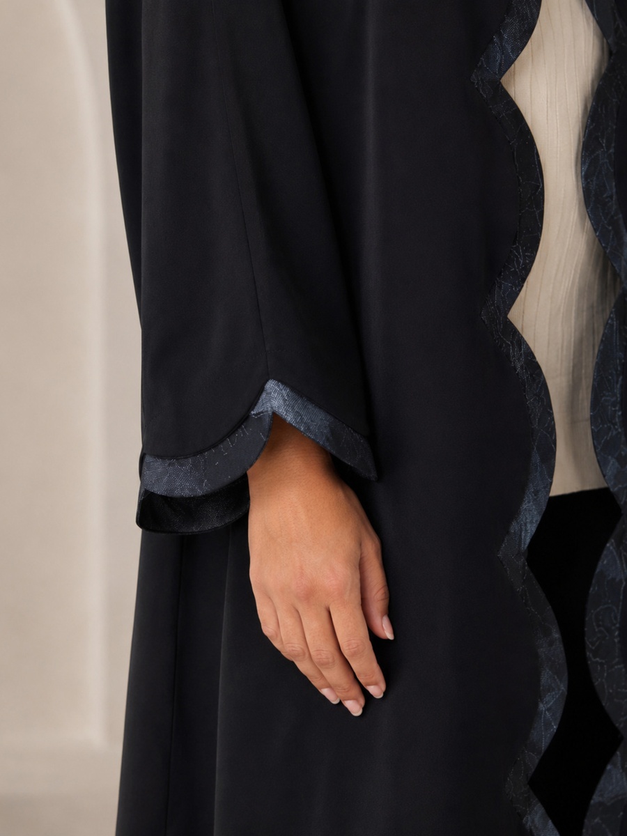 Black Full-Length Abaya with Scalloped Jacquard Trim