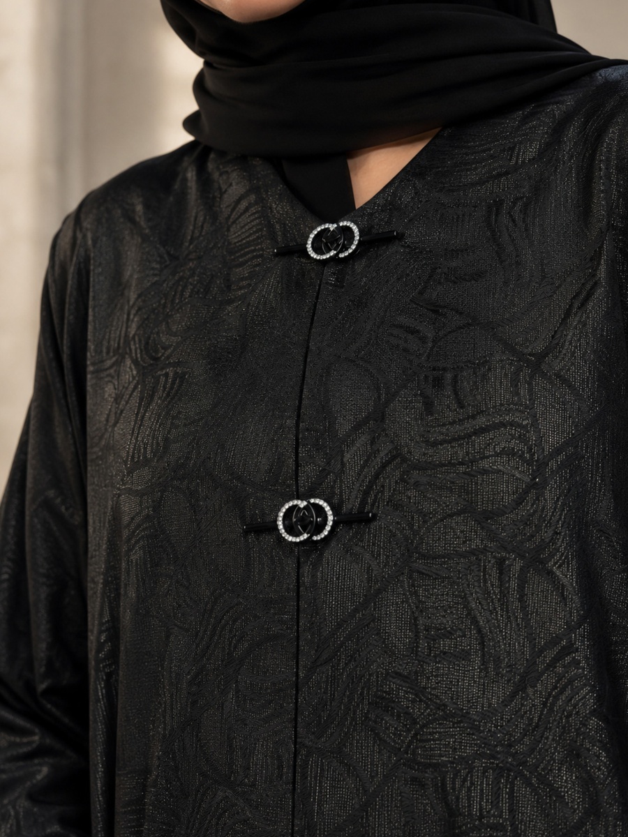 Black Jacquard Pattern Abaya with Double Ring Clasp