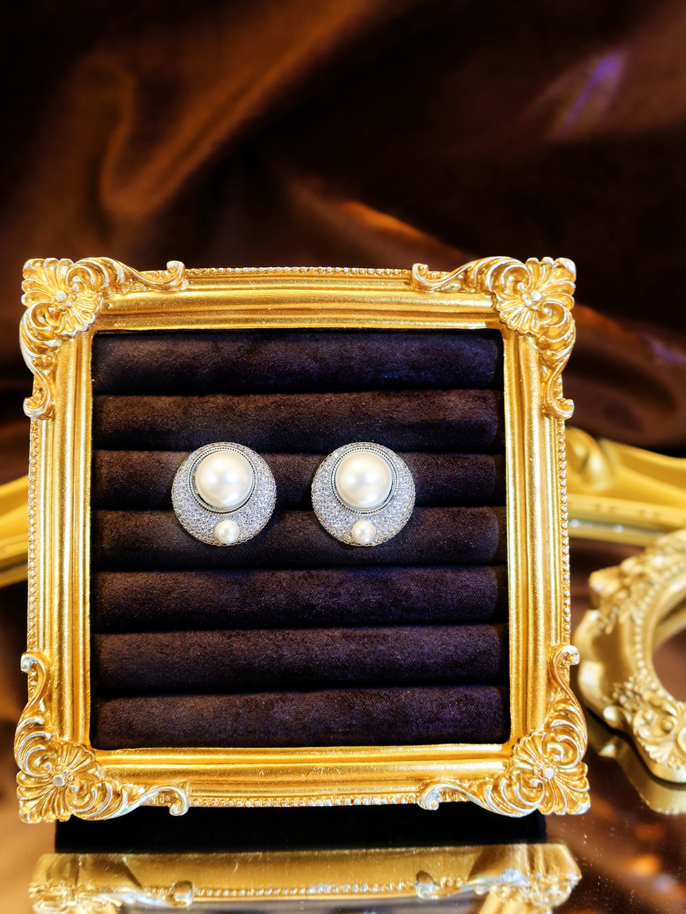 Set of 2 Silver Pearl Stud Earrings
