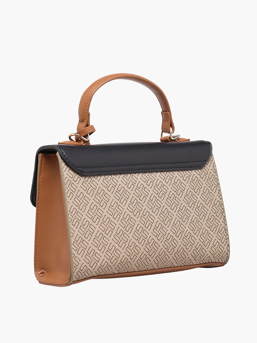 حقيبة كروس بتفاصيل بارزة الملمس مع حزام قابل للانفصال