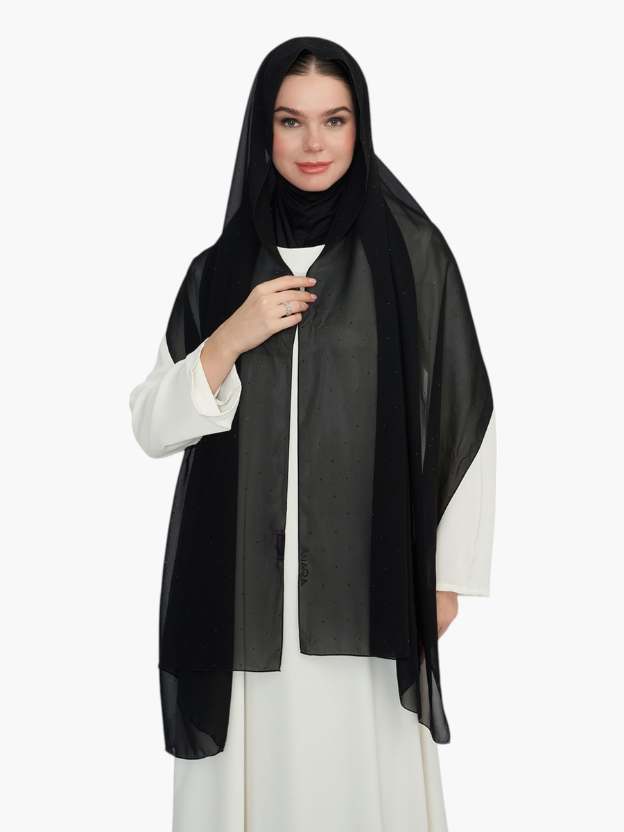 حجاب مزين بالأحجار