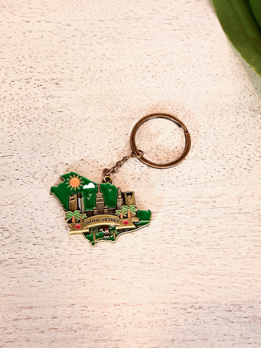 ميدالية مفاتيح بنقش خريطة المملكة العربية السعودية
