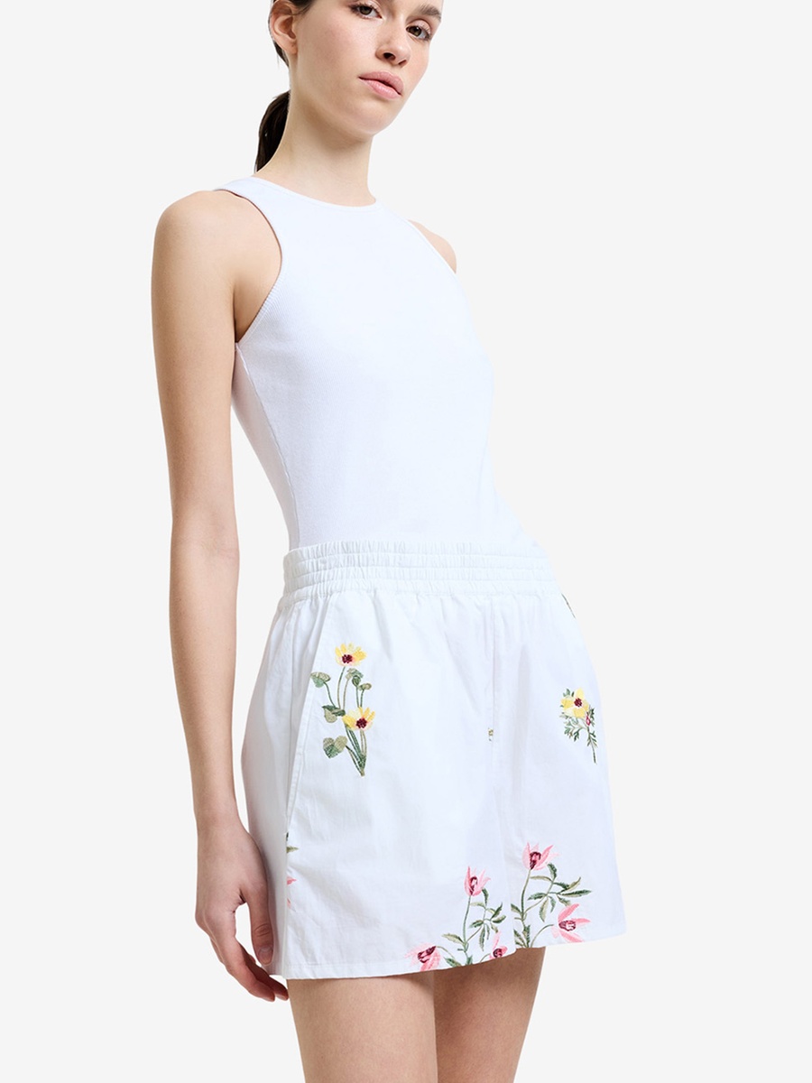  White Cotton Floral Embroidered Shorts