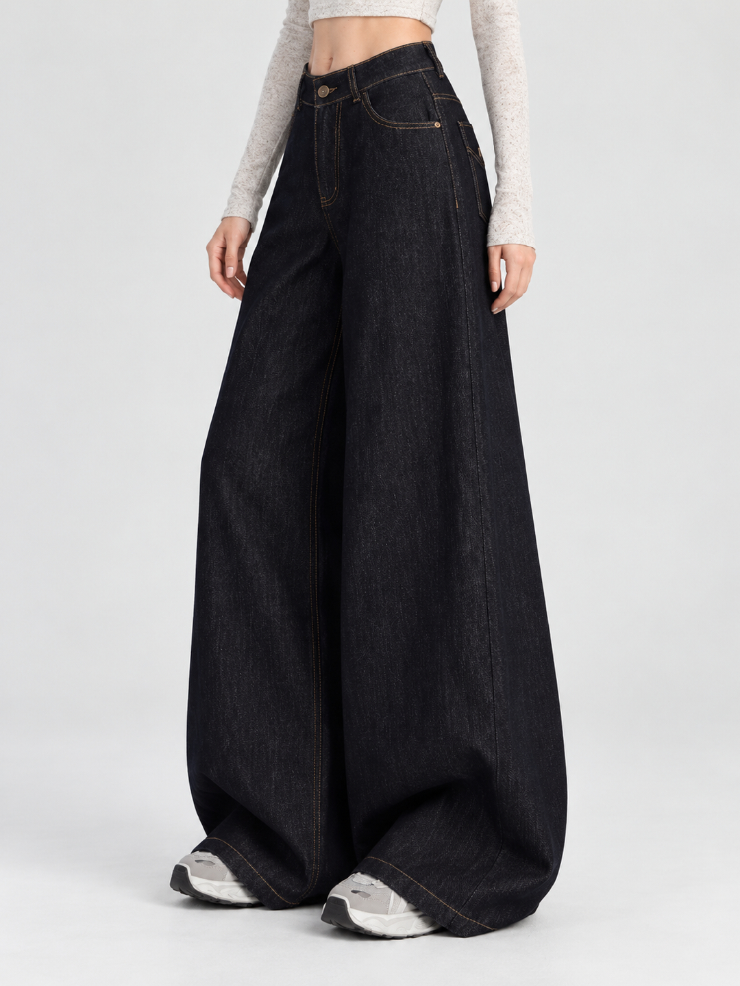 Black Mid Rise Relaxed Jeans