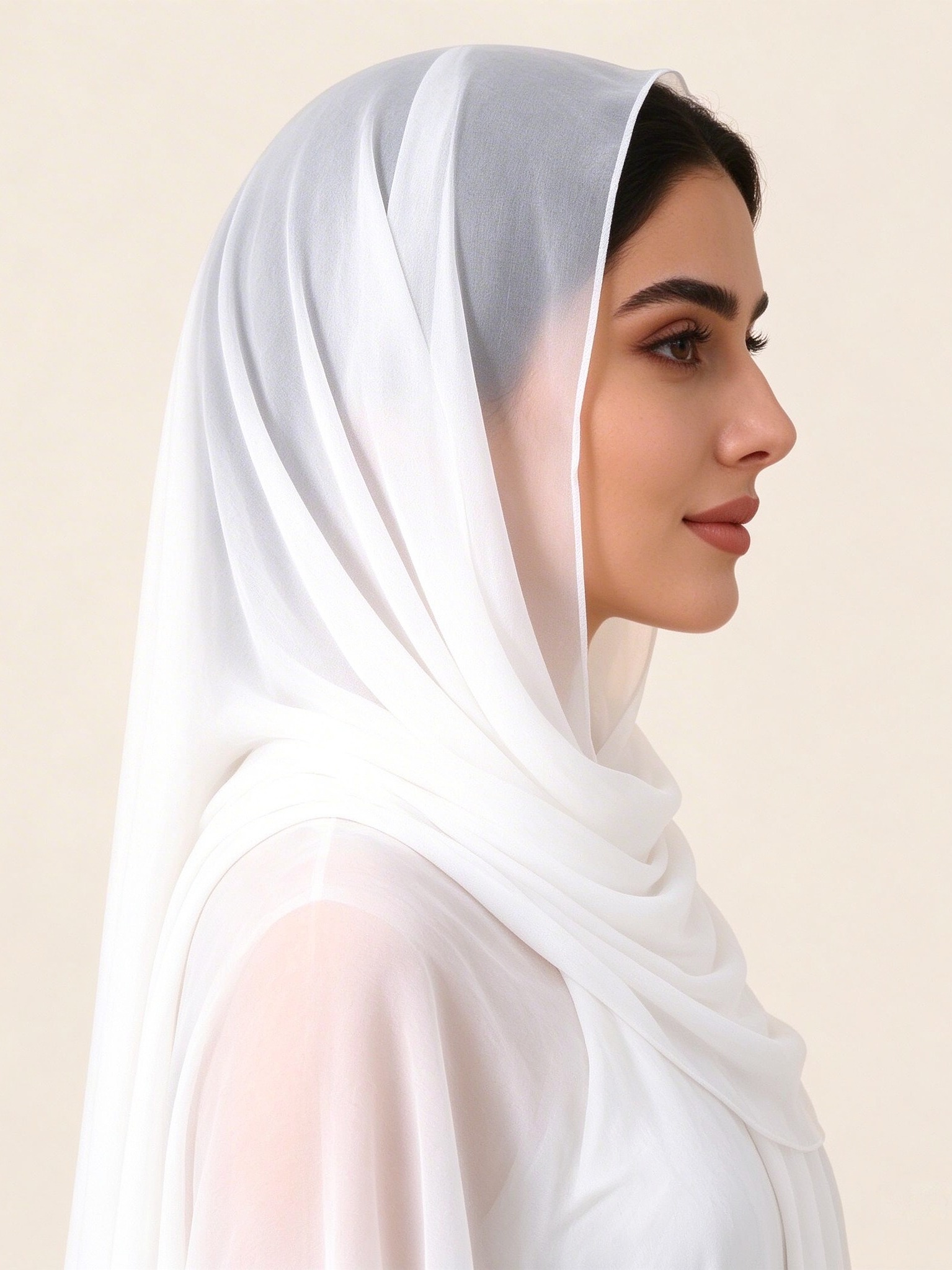 حجاب سادة أبيض