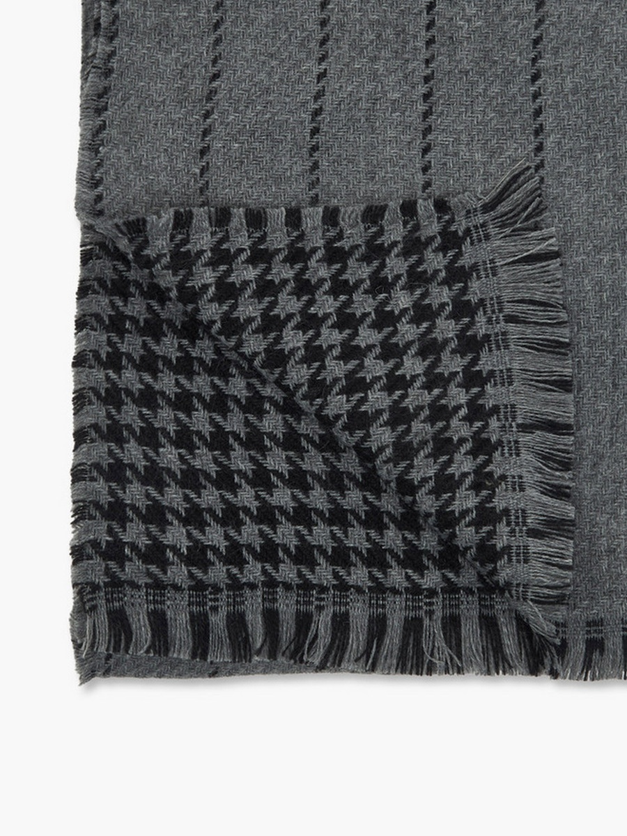 Houndstooth Texture Scarf