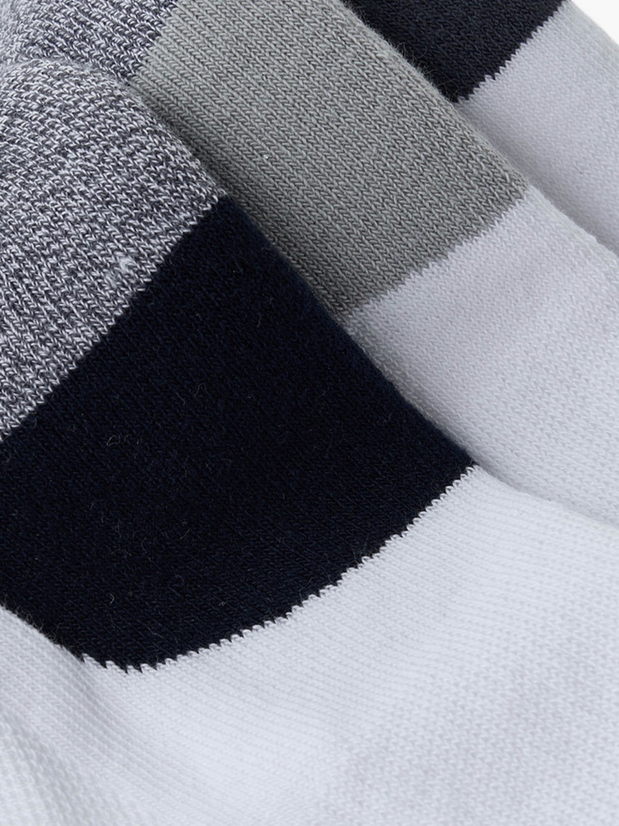 Men Ankle Socks with Colourblock Design - Set of 3