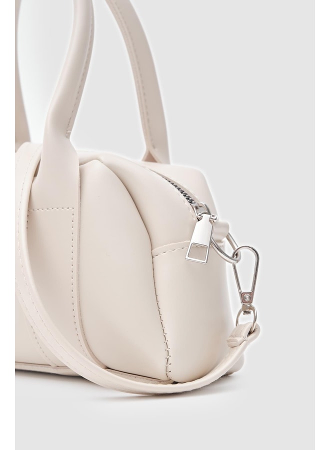 Cream Handbag with Zip Closure
