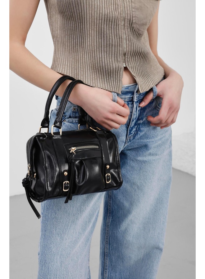 Black Handbag with Zip Closure